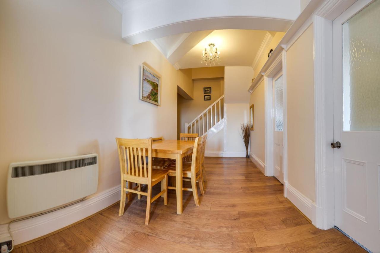 The Whitby Prospect, 2 Bed Apartment With Stunning Views, 2 Mins From Beach Esterno foto