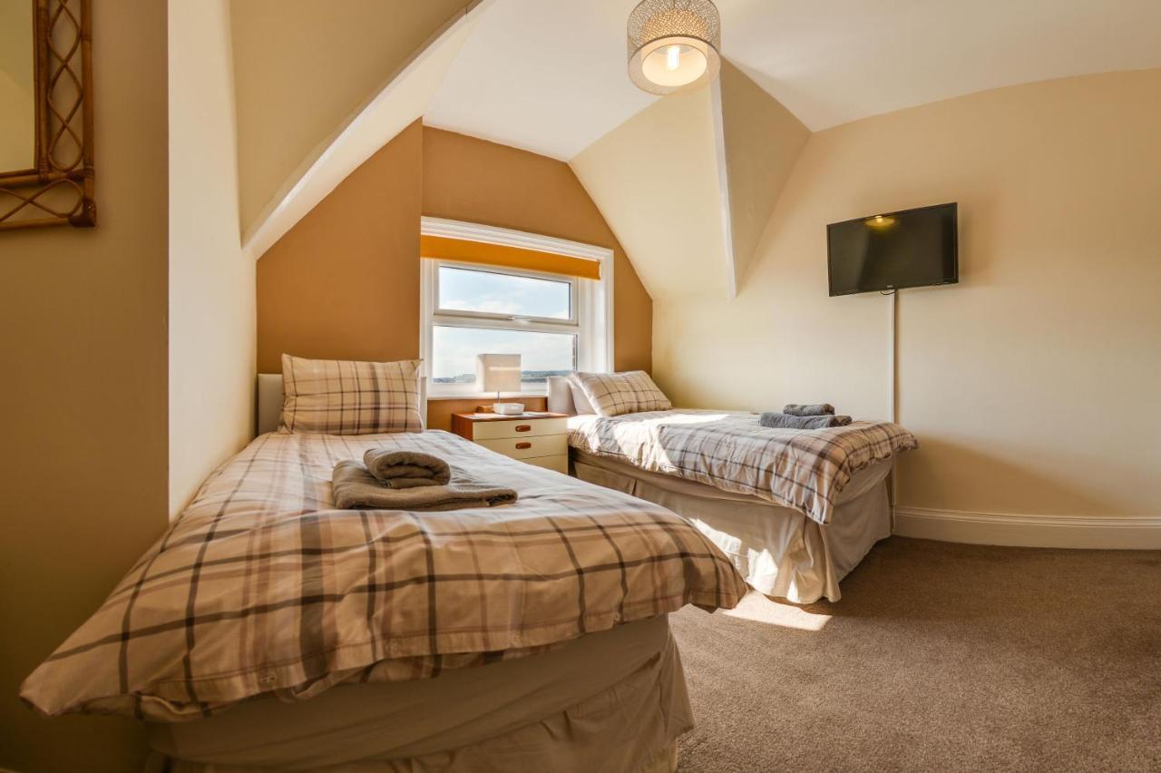 The Whitby Prospect, 2 Bed Apartment With Stunning Views, 2 Mins From Beach Esterno foto