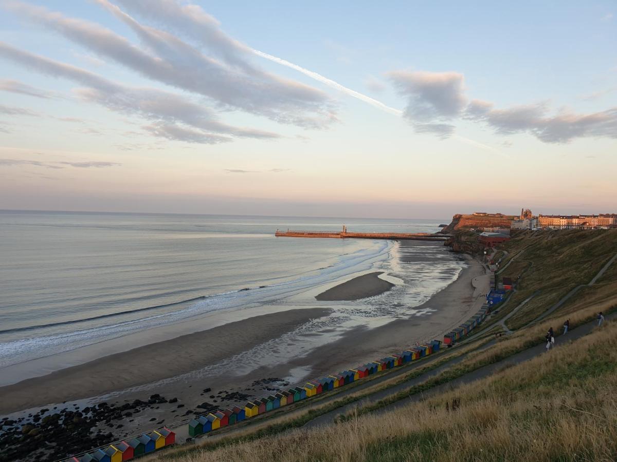 The Whitby Prospect, 2 Bed Apartment With Stunning Views, 2 Mins From Beach Esterno foto